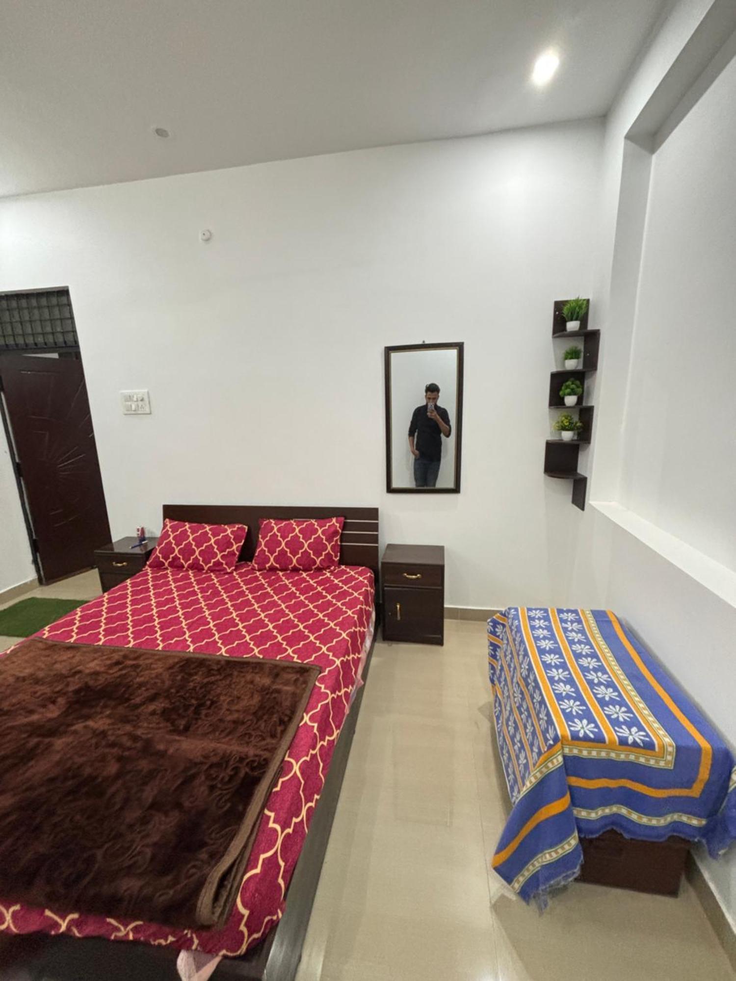 Srivastavas Home Prayagraj Exterior photo