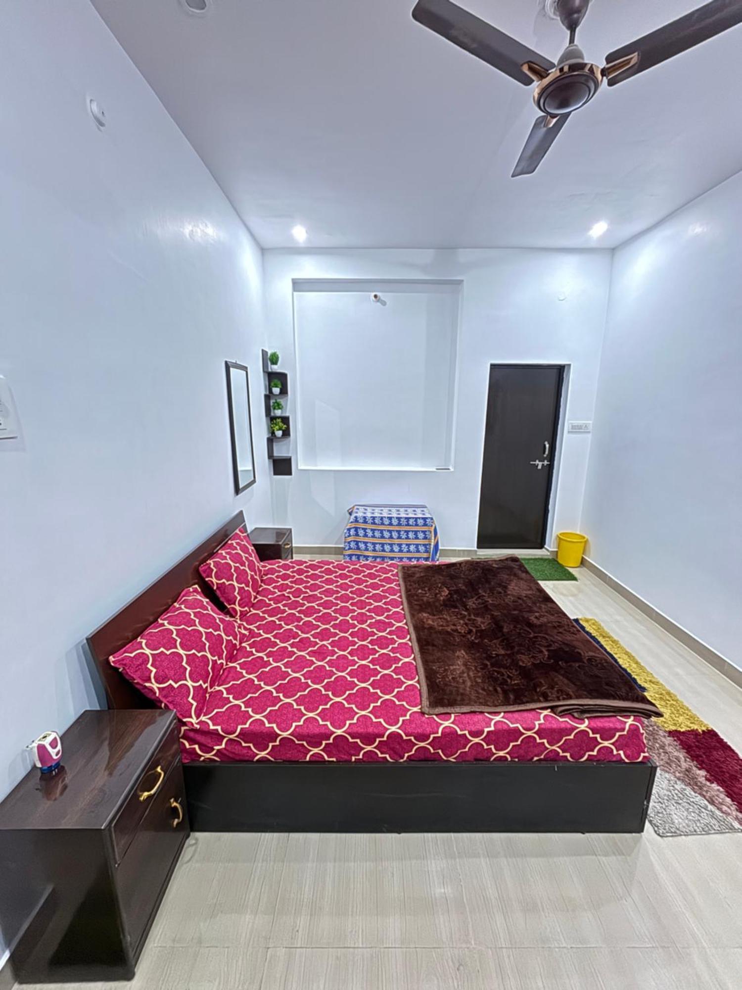 Srivastavas Home Prayagraj Exterior photo